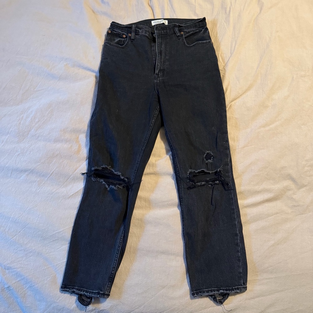 Black Distressed Jeans